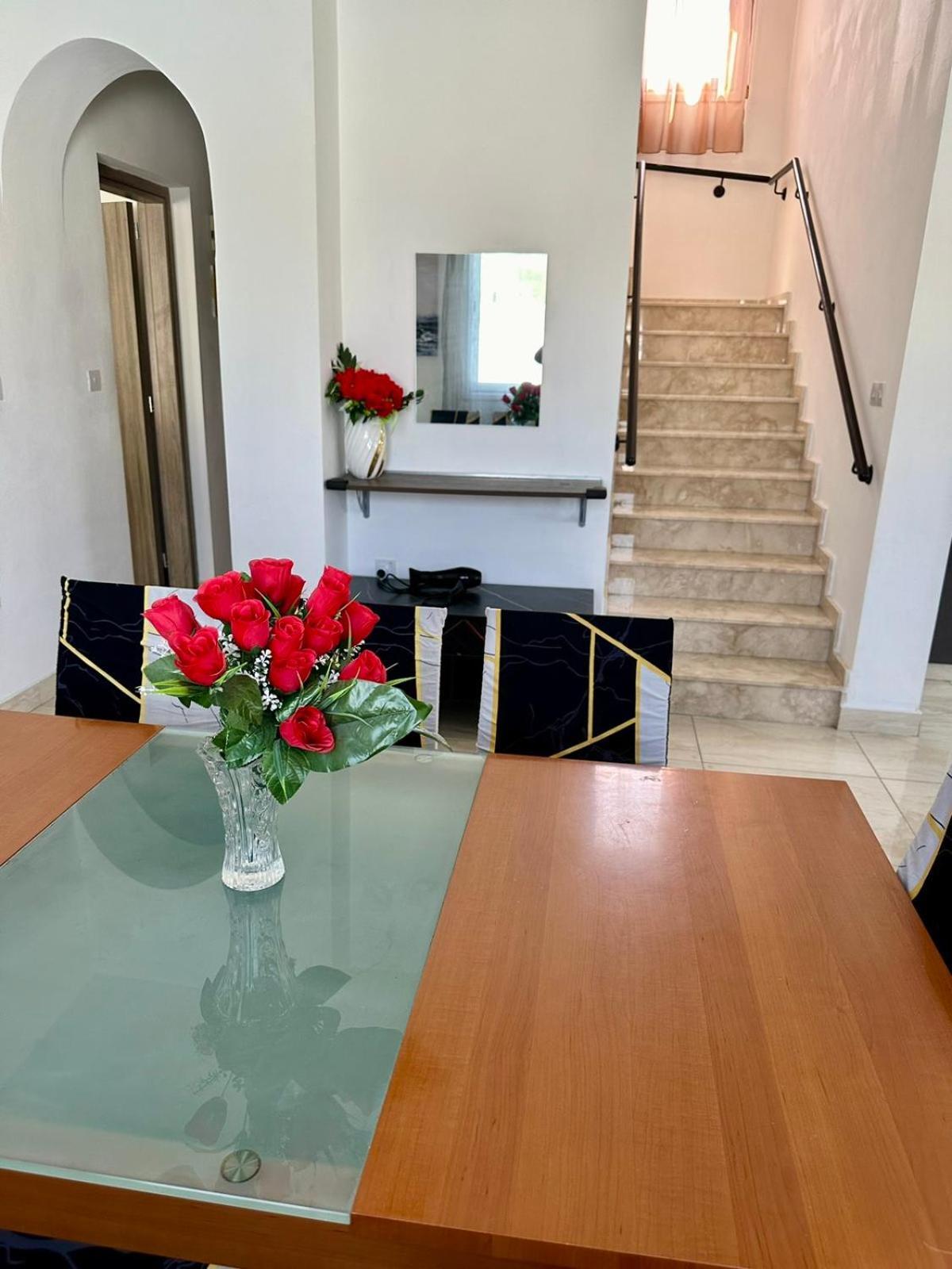 Michael Angelo Villa Пафос Екстериор снимка