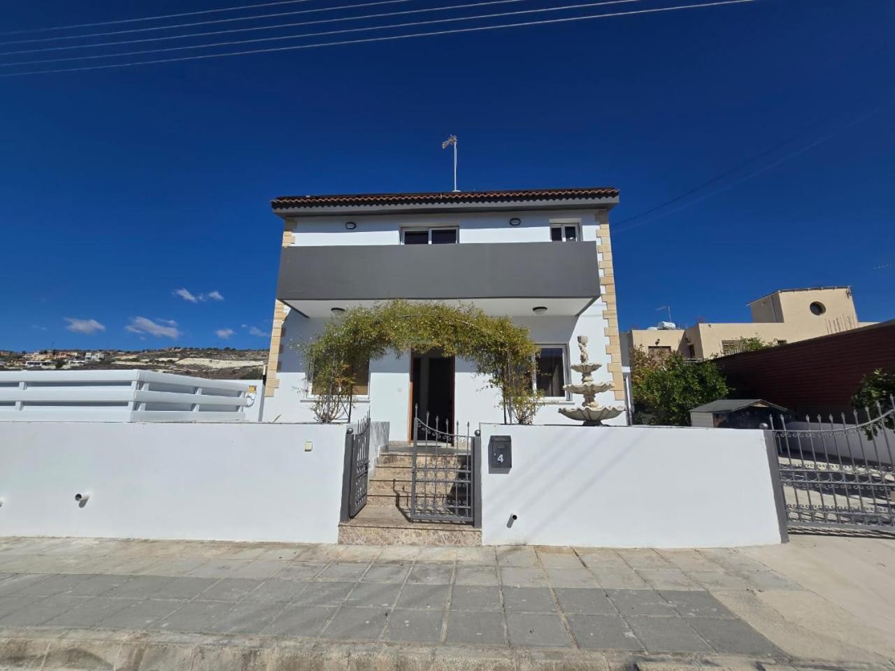 Michael Angelo Villa Пафос Екстериор снимка