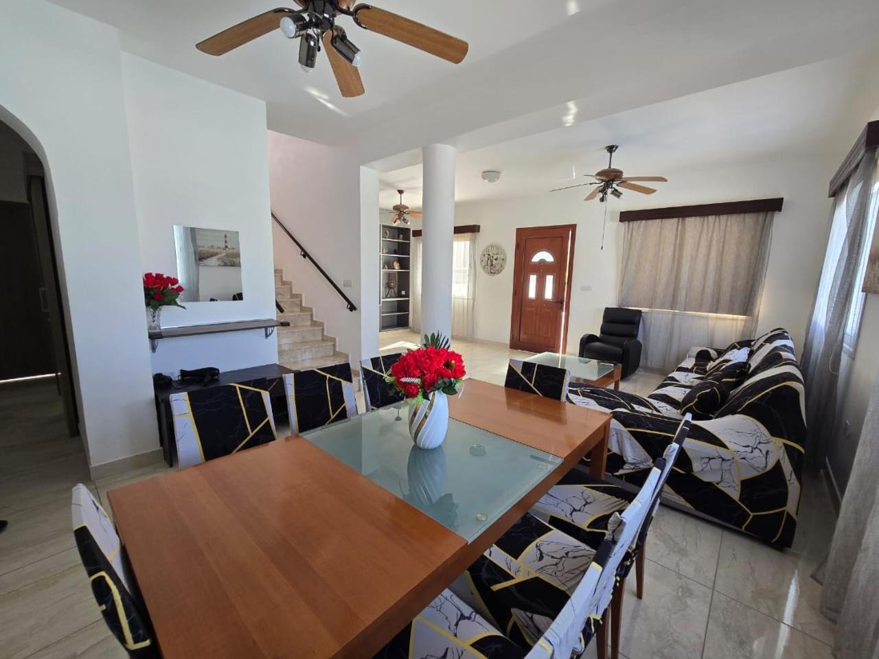 Michael Angelo Villa Пафос Екстериор снимка